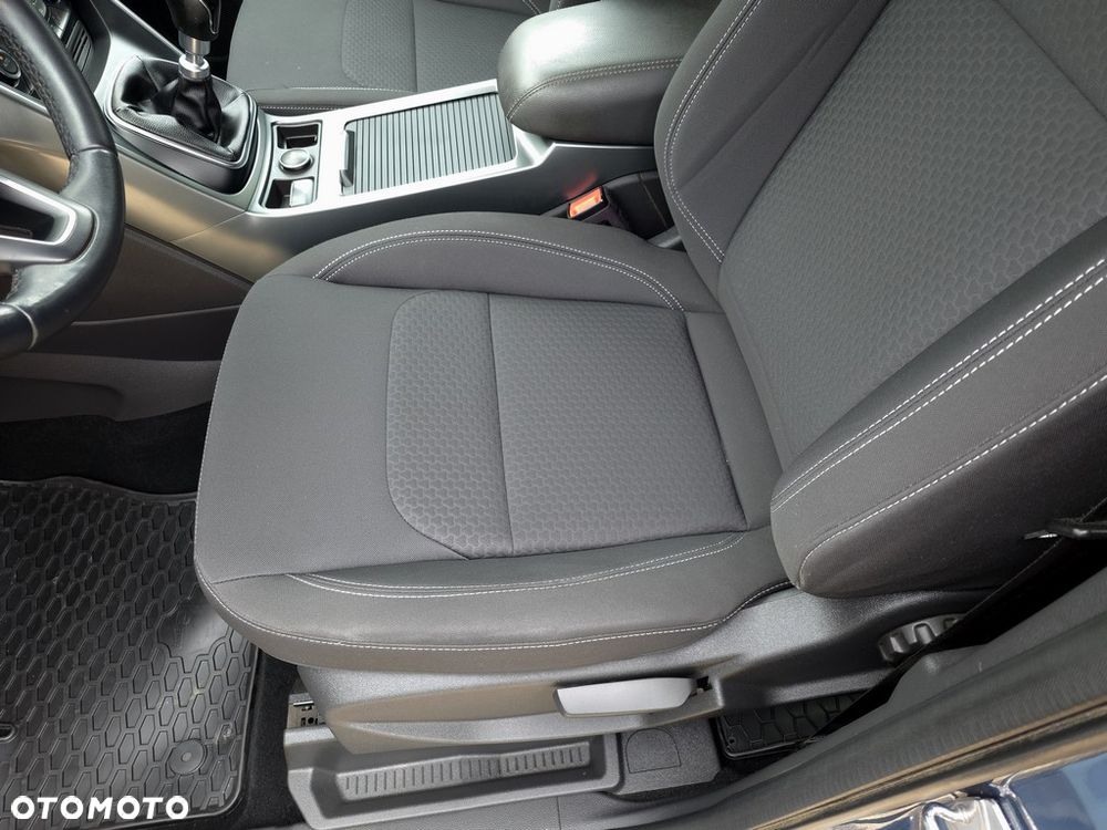 Ford Kuga 2.0 TDCi FWD Titanium - 13