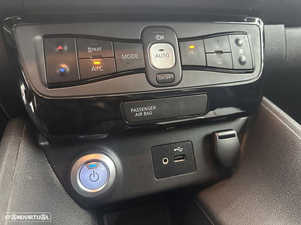 Nissan Leaf Acenta - 29