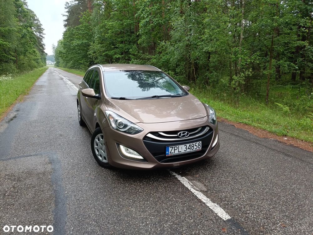 Hyundai i30 1.6 CRDi Comfort - 37