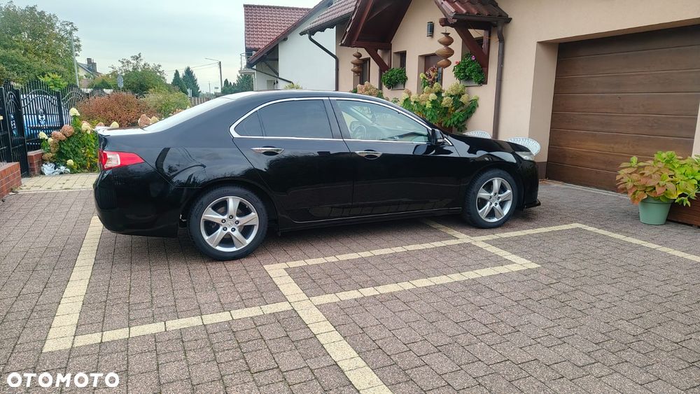 Honda Accord - 4
