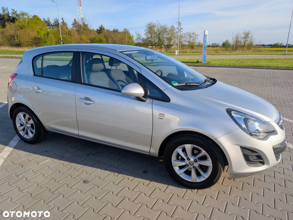 Opel Corsa 1.2 16V Energy - 10