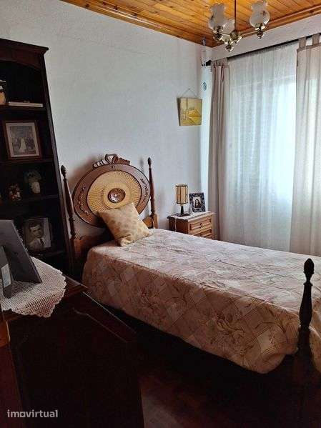 Moradia ampla em Castelo Branco - Faial - Grande imagem: 4/12
