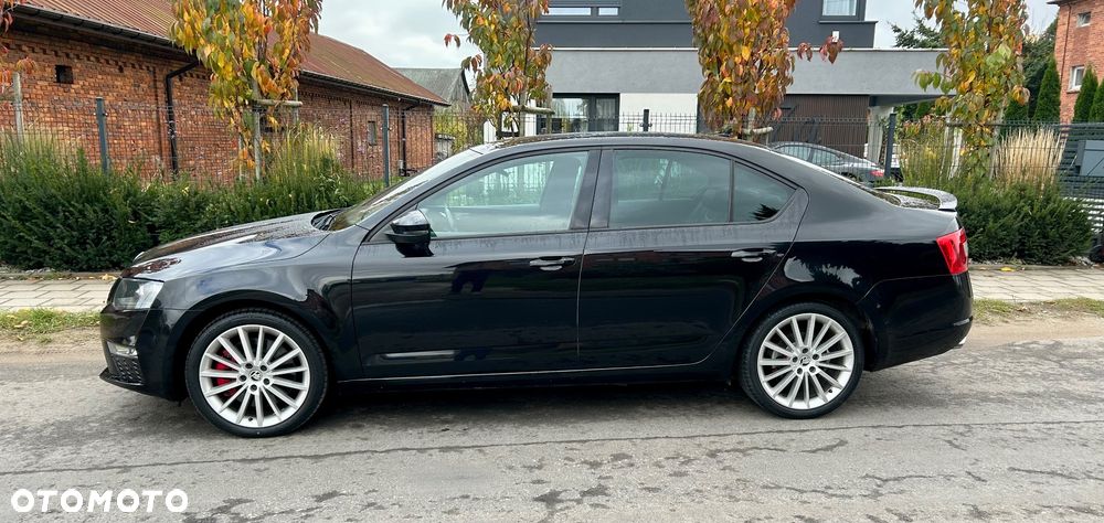 Skoda Octavia 2.0 TDI DSG RS - 6