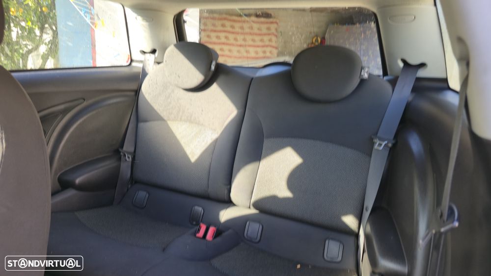 MINI 3 Portas Cooper D - 13