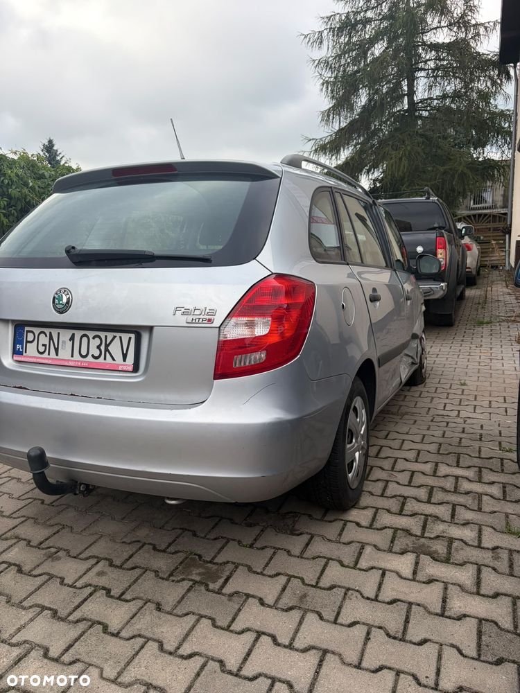 Skoda Fabia - 3
