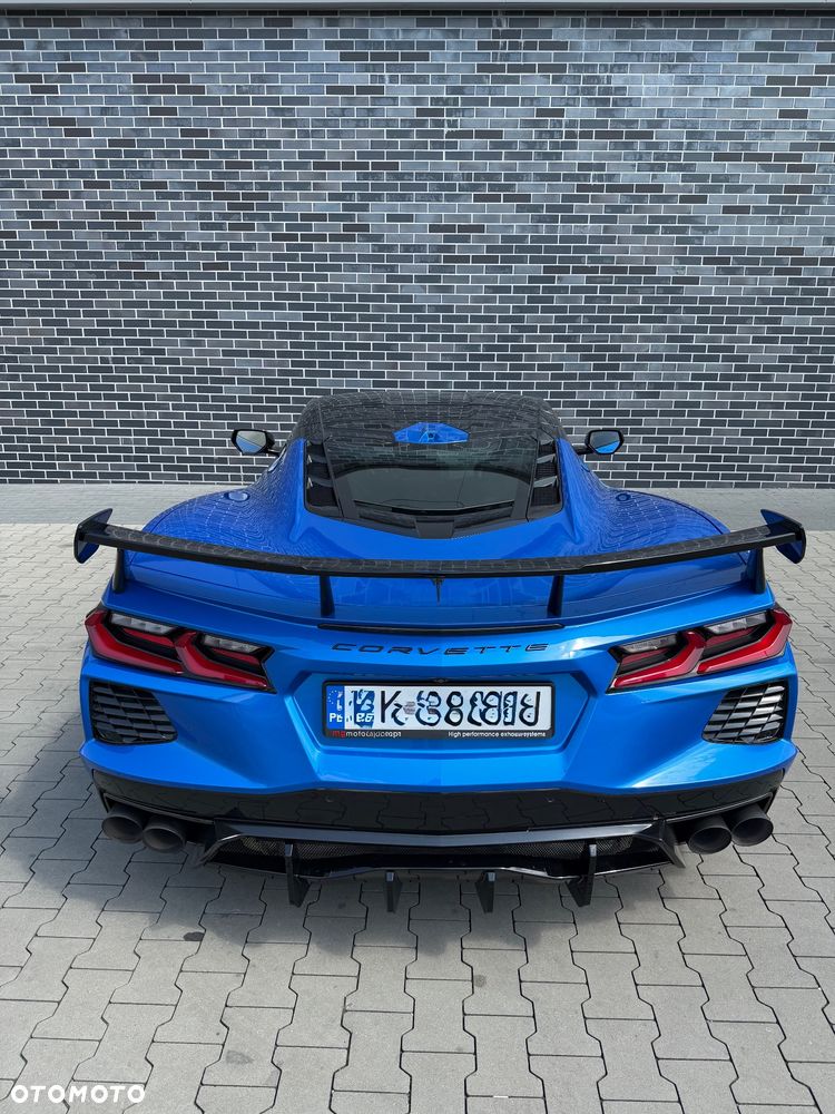 Chevrolet Corvette - 10