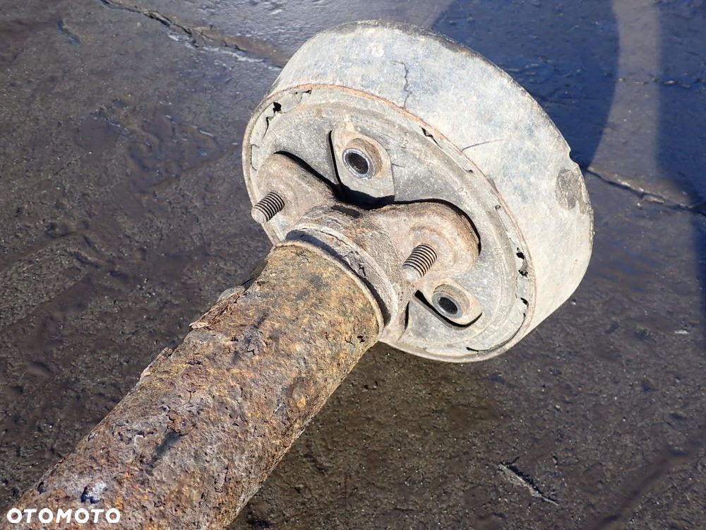 WAŁ NAPĘDOWY SKODA OCTAVIA I - 2