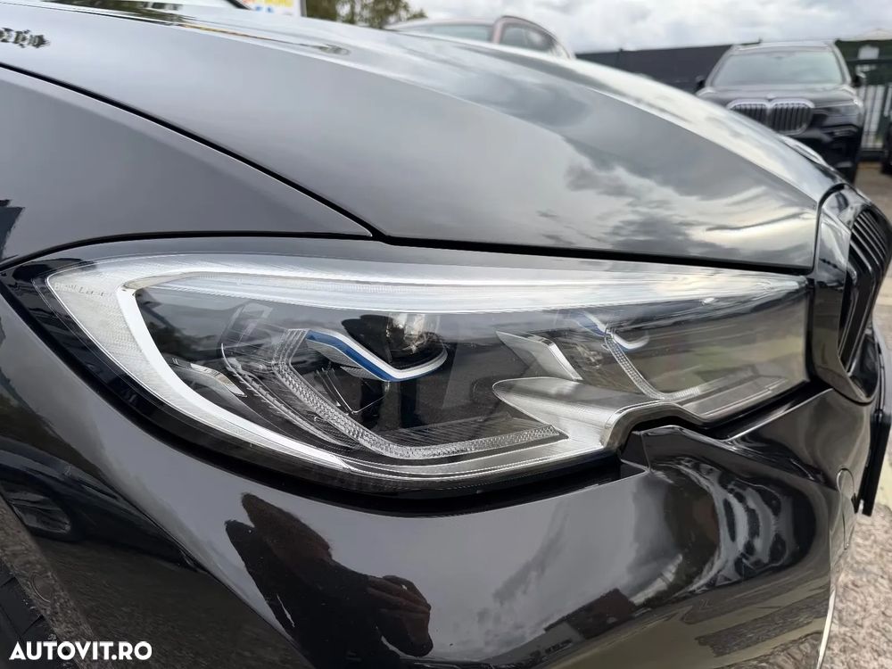 BMW Seria 3 330e Aut. M Sport - 17