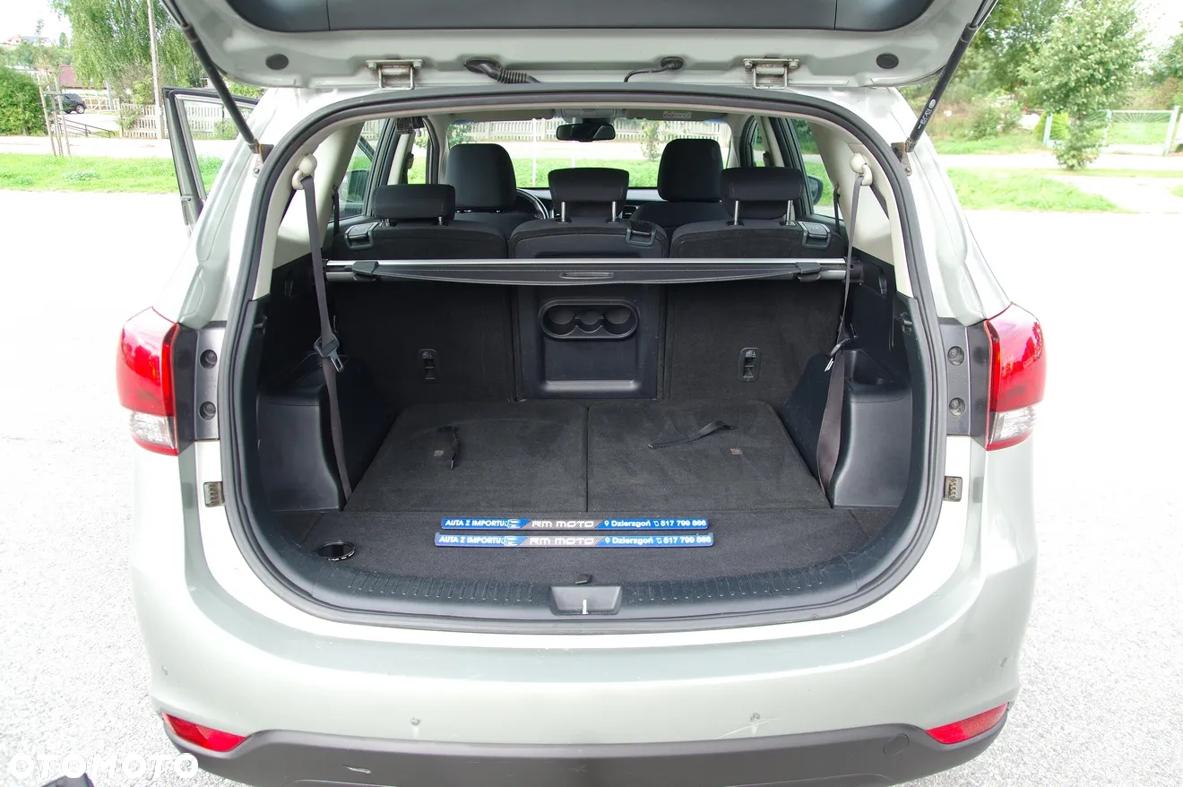 Kia Carens 1.7 CRDi XL 7os - 25