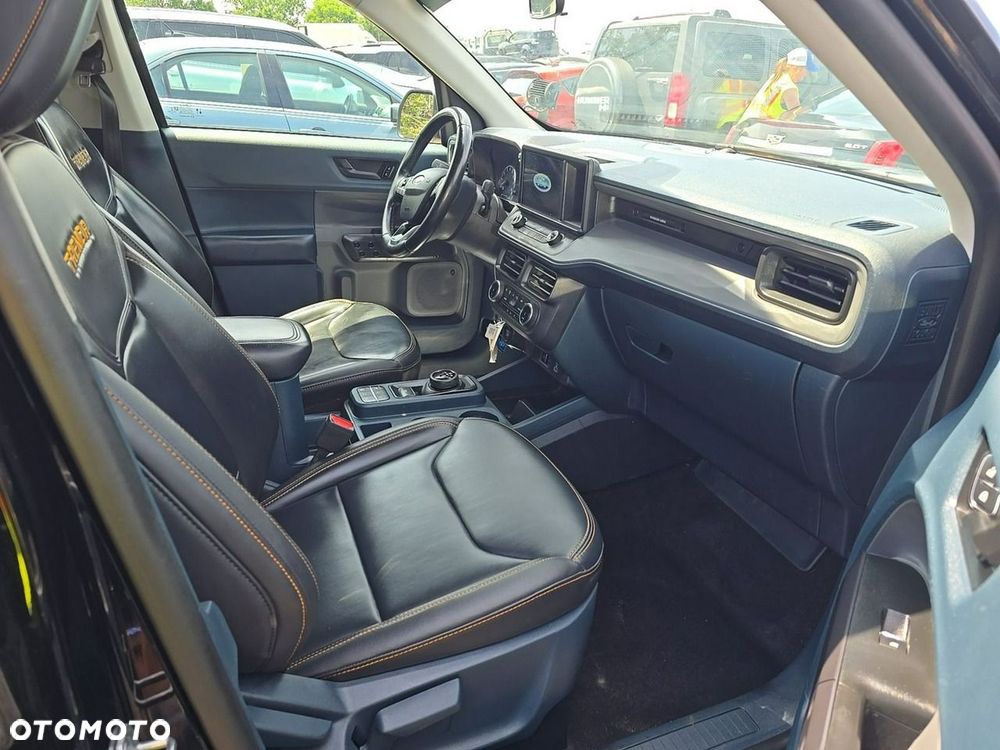 Ford Maverick - 11