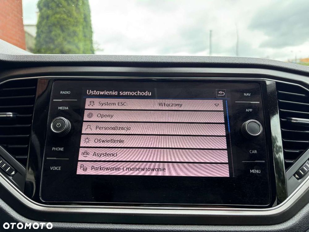 Volkswagen T-Roc 1.5 TSI Style - 22