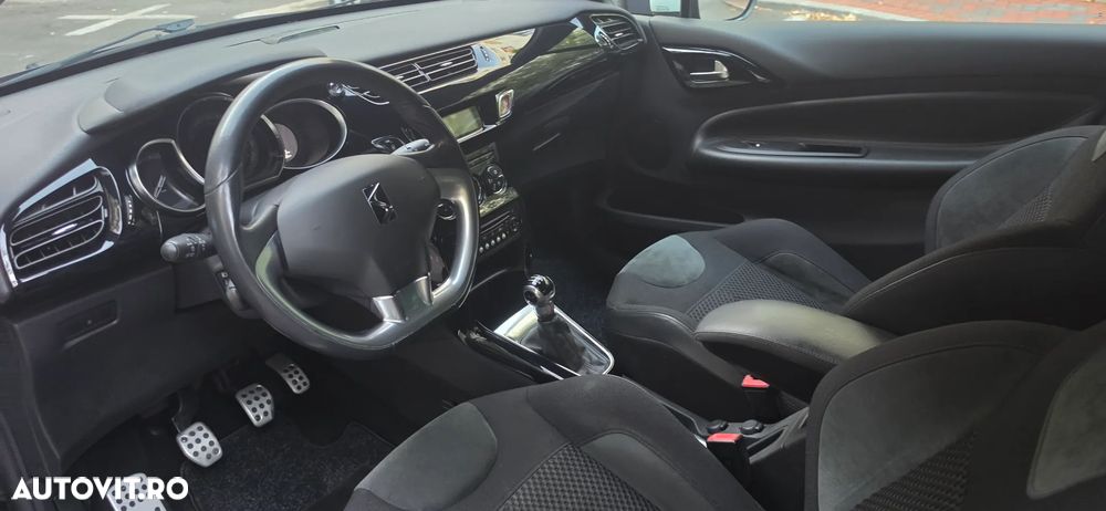 Citroën DS3 1.6 VTi BVM So Chic - 6