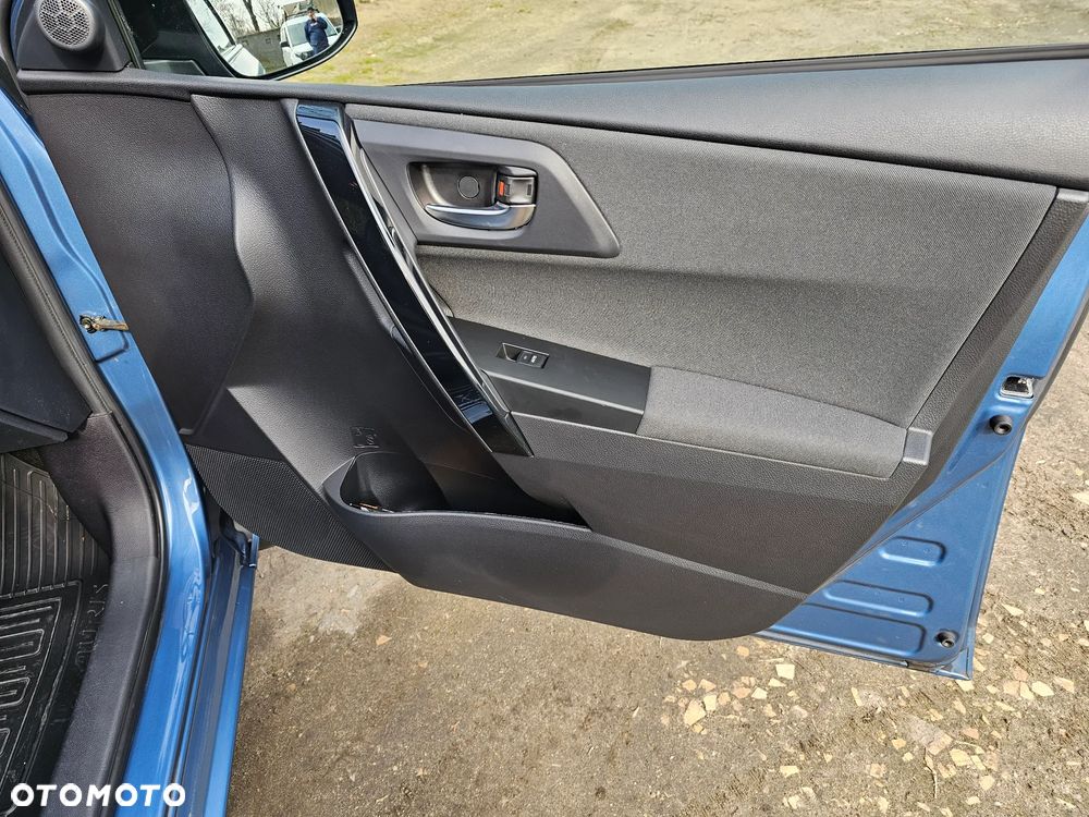 Toyota Auris 1.6 Active - 11