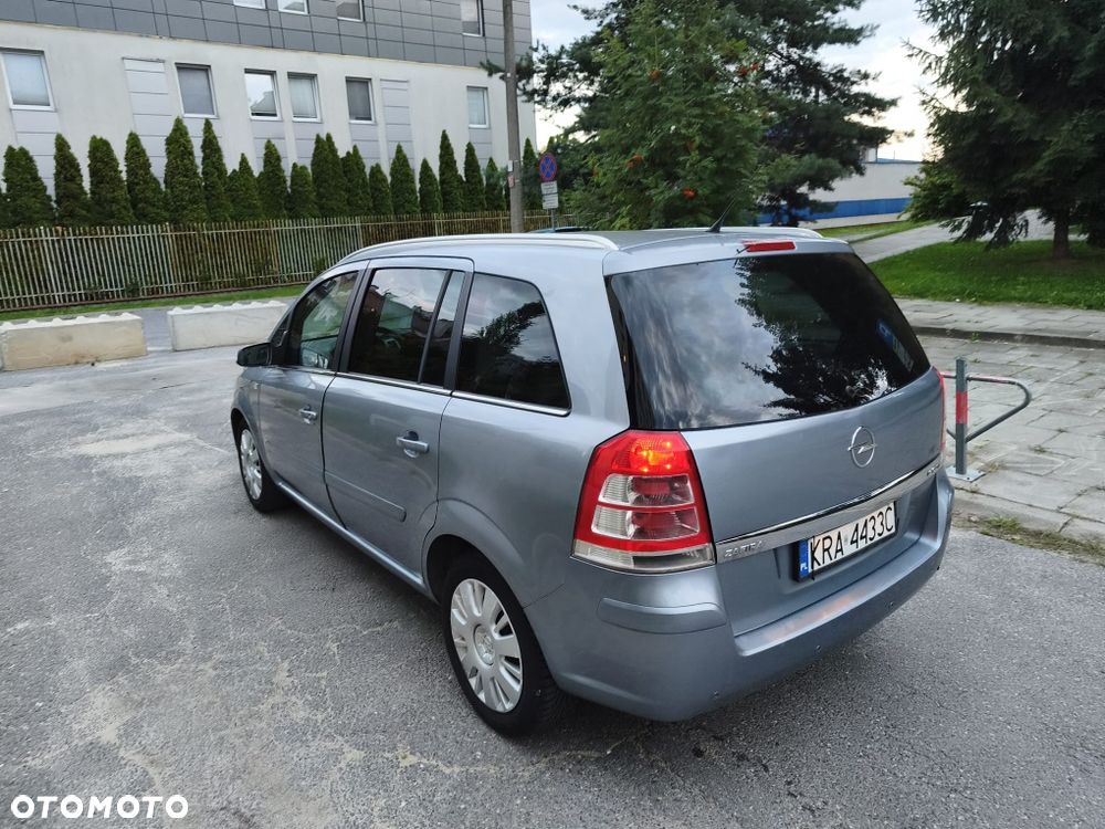 Opel Zafira - 5
