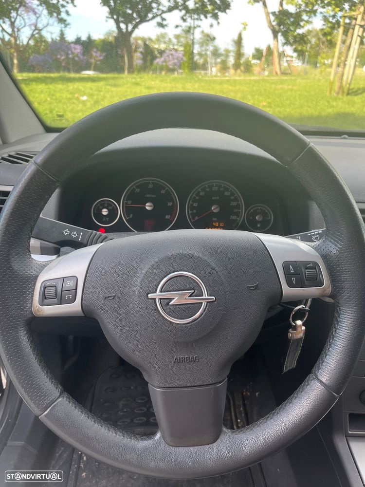 Opel Vectra Caravan 1.9 CDTi Sport - 10