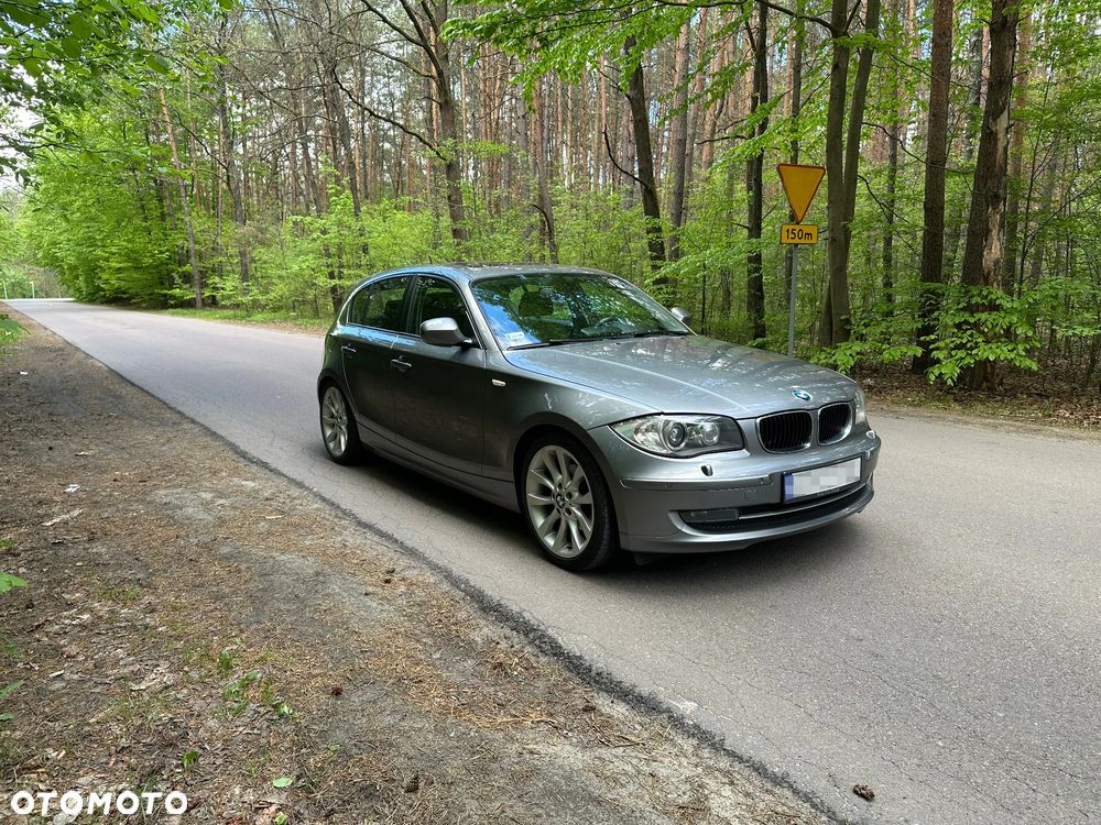 BMW Seria 1 120d DPF - 8