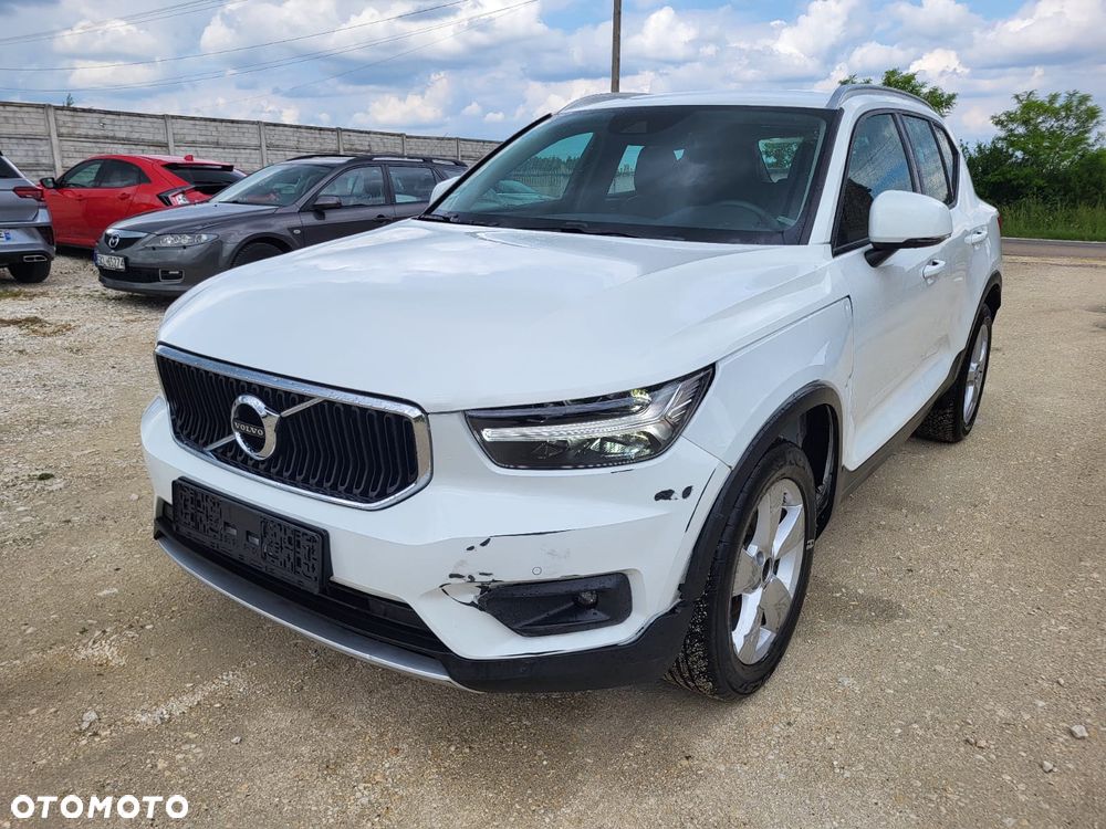 Volvo XC 40 D3 SCR Momentum - 2
