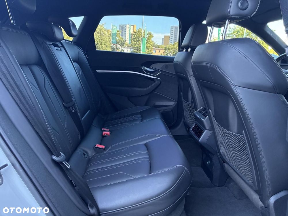 Audi e-tron 50 Quattro S Line - 15