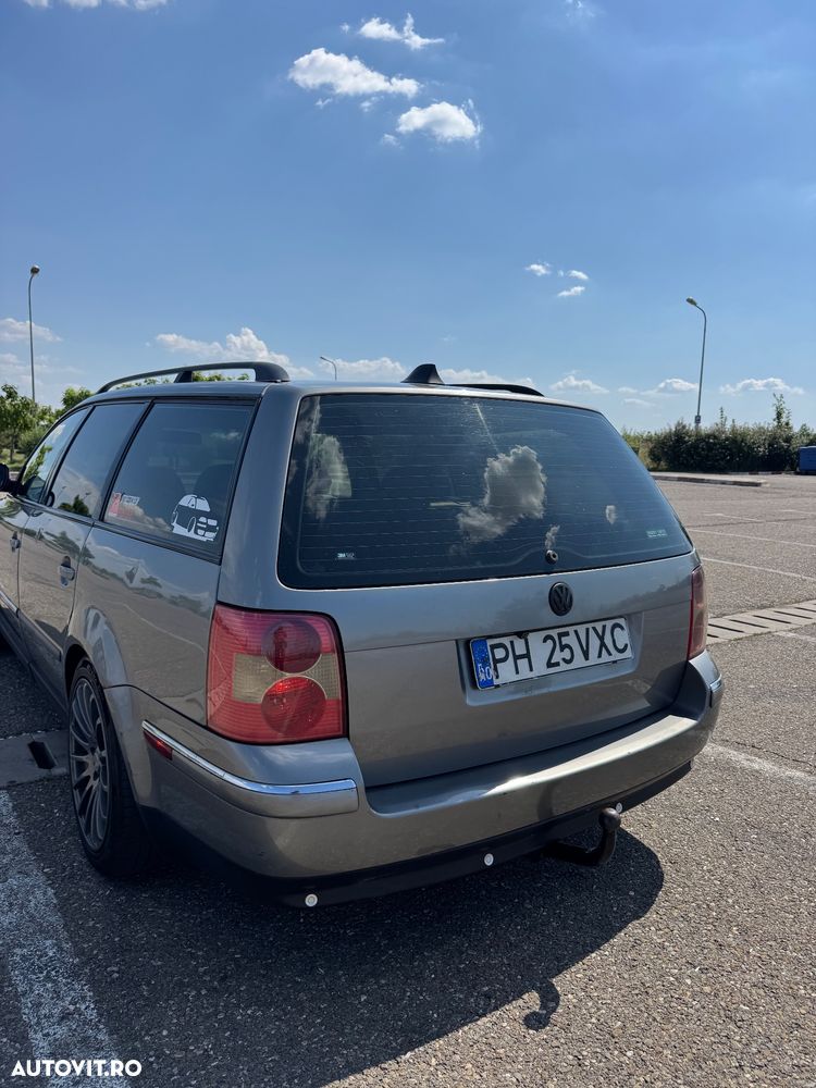 Volkswagen Passat 1.9TDI Highline - 6