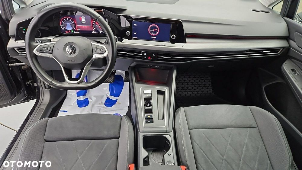 Volkswagen Golf - 13