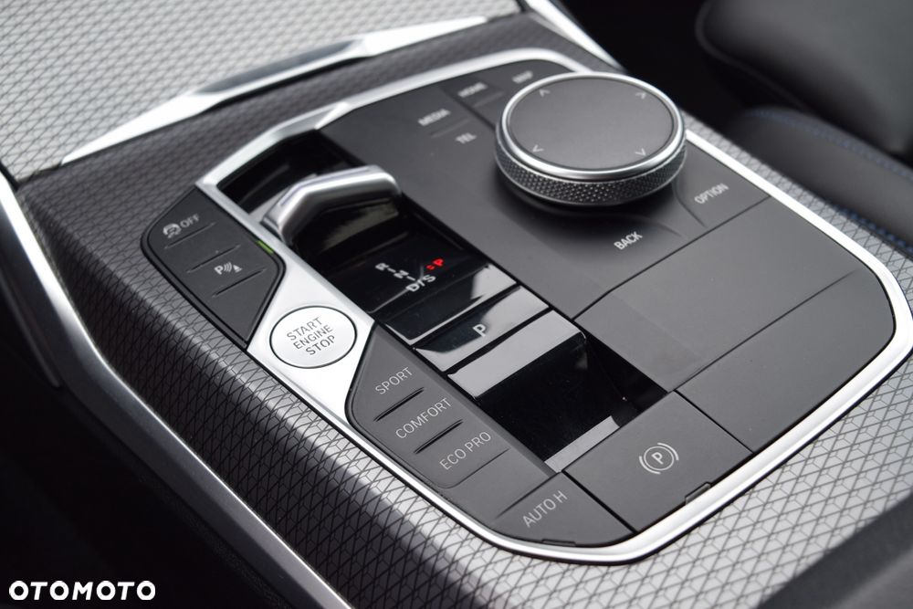 BMW Seria 3 320d xDrive M Sport sport - 21