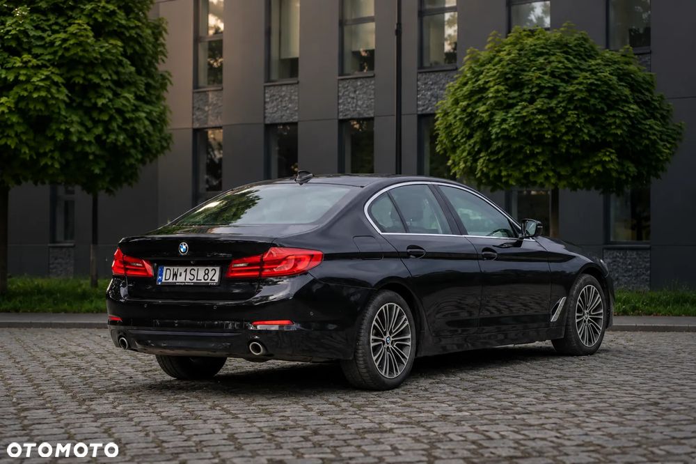 BMW Seria 5 518d Luxury Line sport - 6