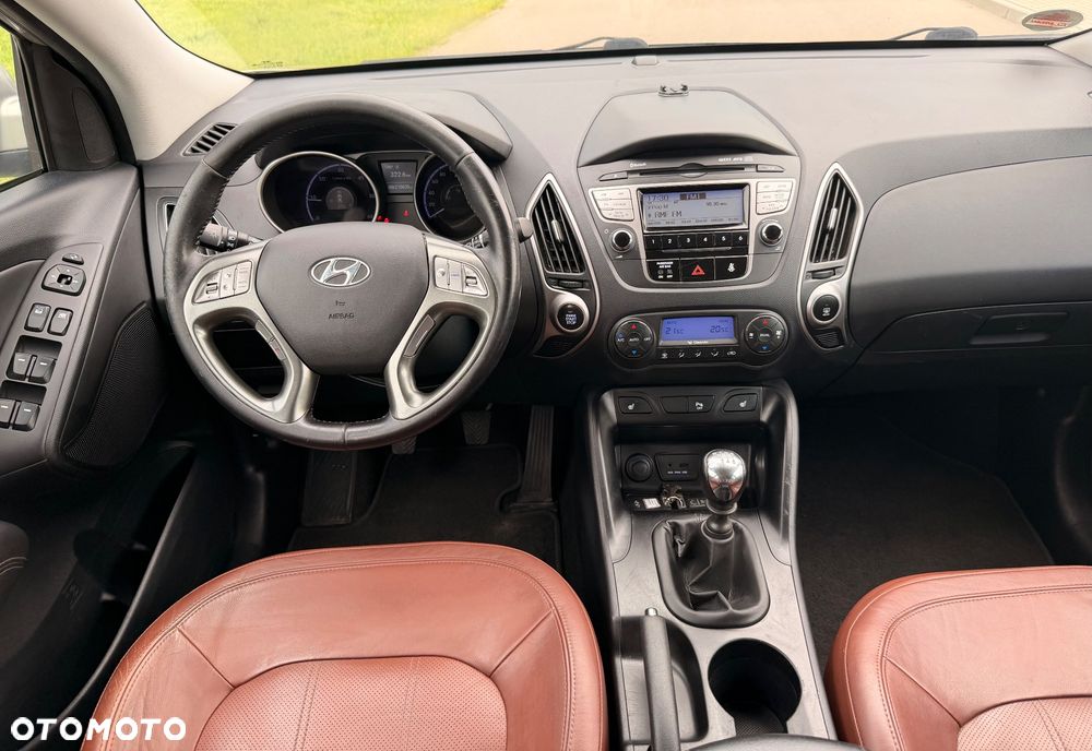 Hyundai ix35 2.0 CRDi 4WD Premium - 16