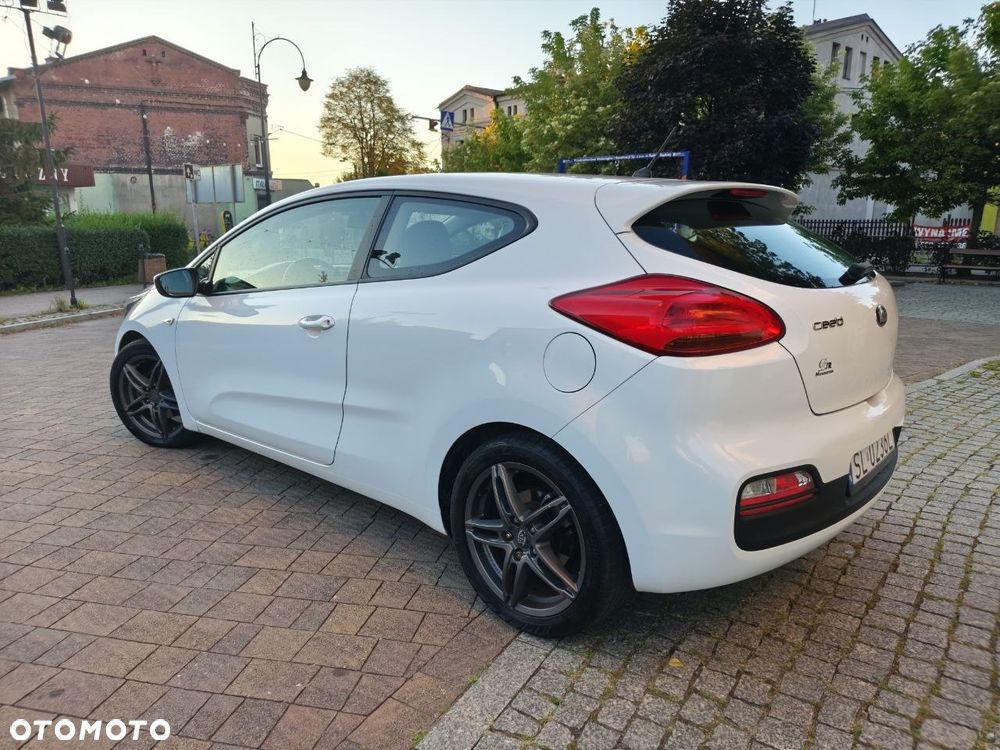 Kia ProCeed 1.4 XL - 24