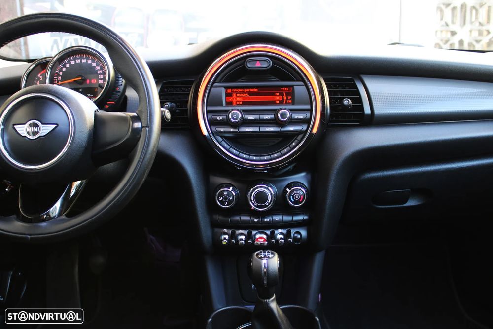 MINI 3 Portas Cooper D Metropolitan - 18