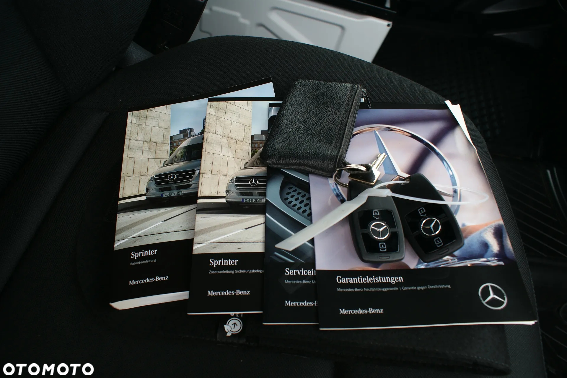 Mercedes-Benz Sprinter - 21