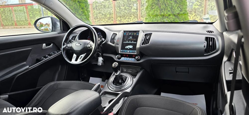 Kia Sportage 2,0 CRDI 2WD Vision - 9