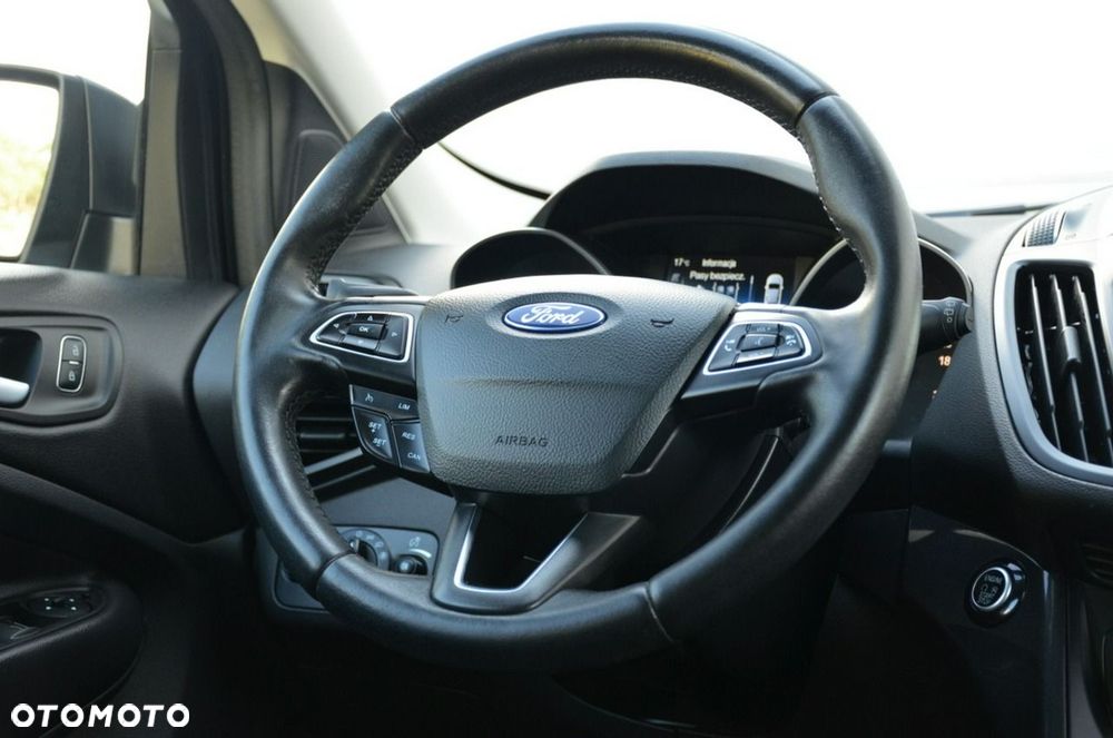 Ford Kuga - 30