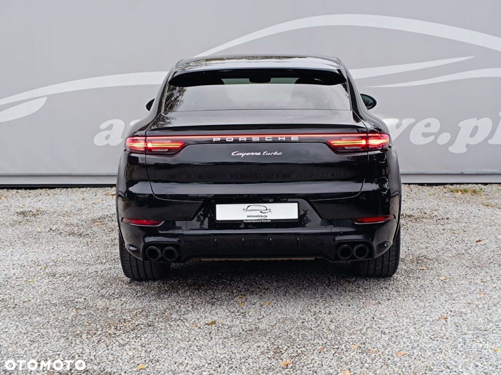 Porsche Cayenne Coupe Turbo - 21