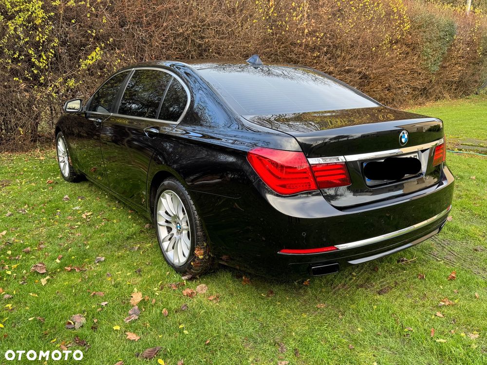 BMW Seria 7 750Li Edition Exclusive - 7