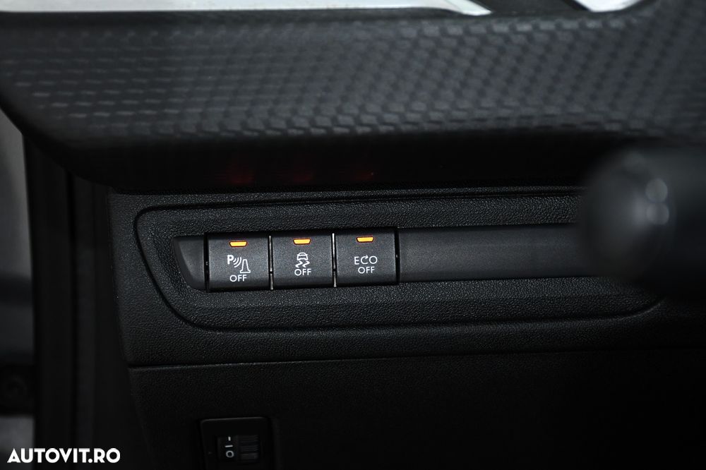 Peugeot 2008 PureTech 110 Stop&Start Allure - 17