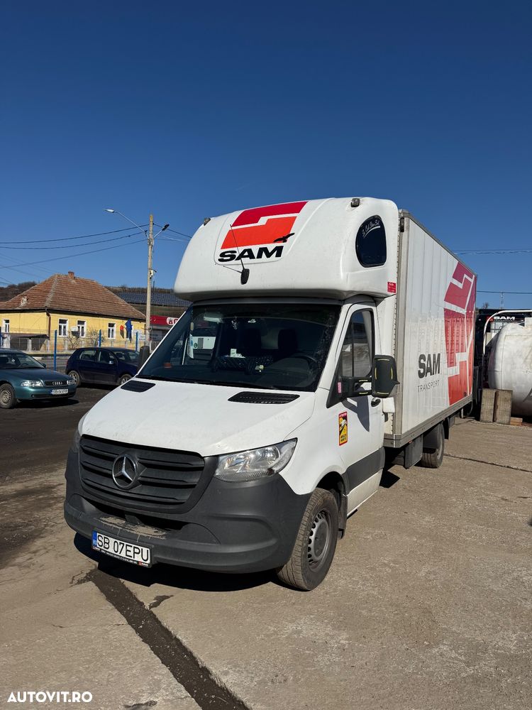Mercedes-Benz Sprinter - 4