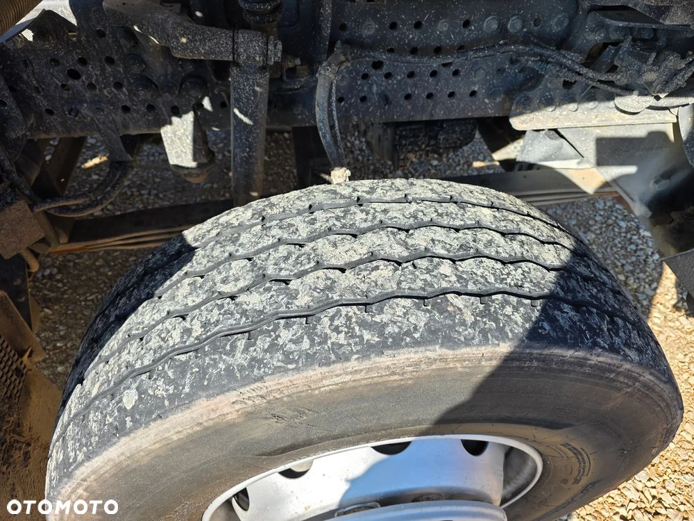 Mercedes-Benz Arocs 3243 - 10