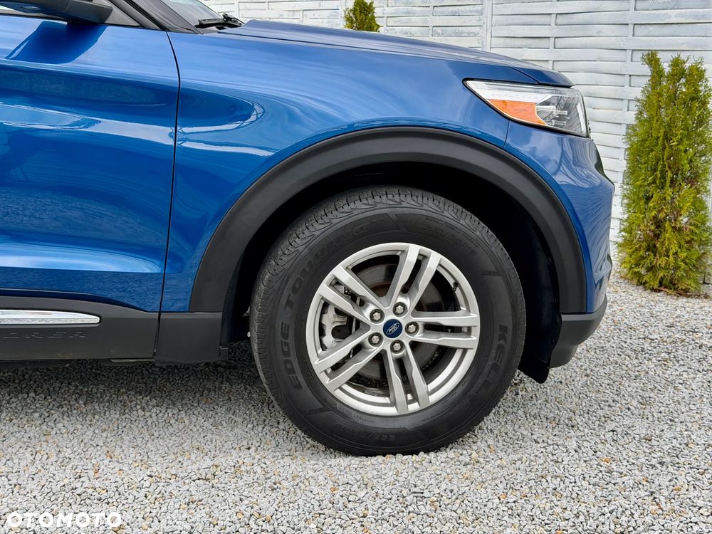 Ford Explorer - 33