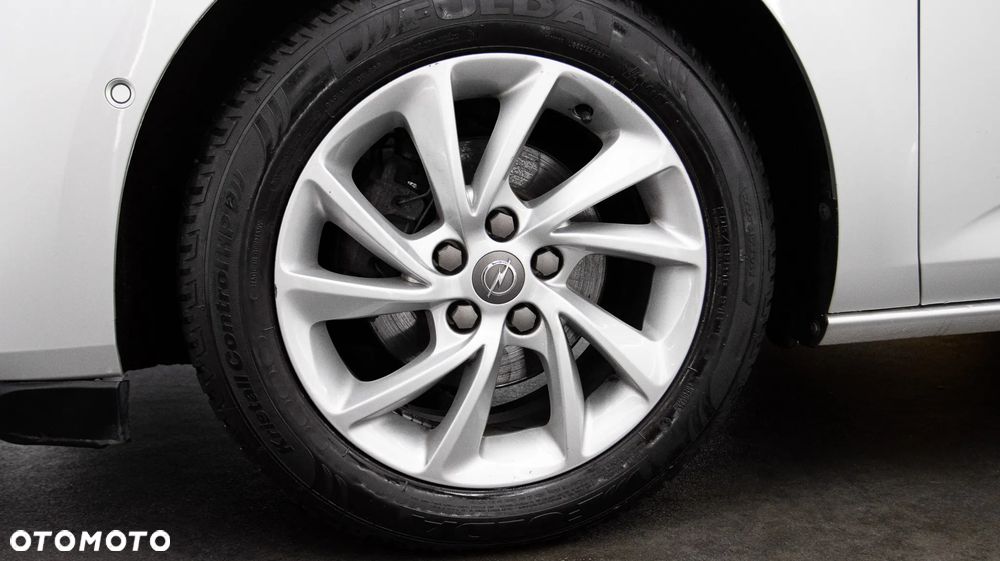 Opel Astra 1.5 CDTI Elegance S&S - 10