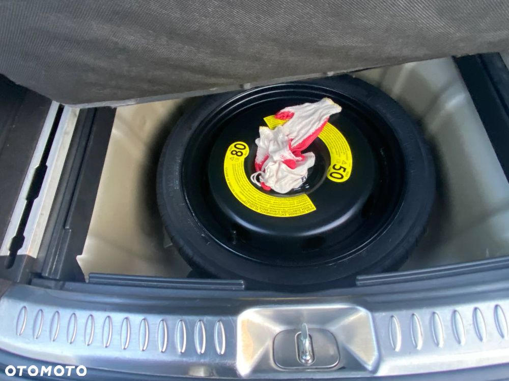 Hyundai i40 1.6 CRDi Premium DCT - 9