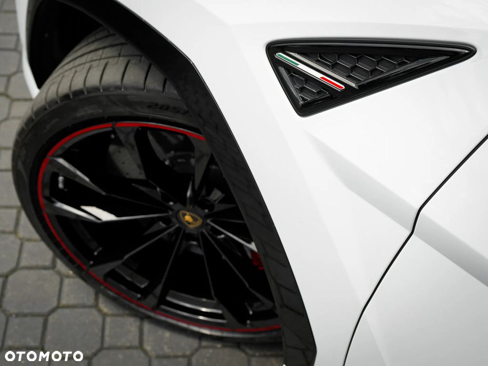 Lamborghini Urus - 7