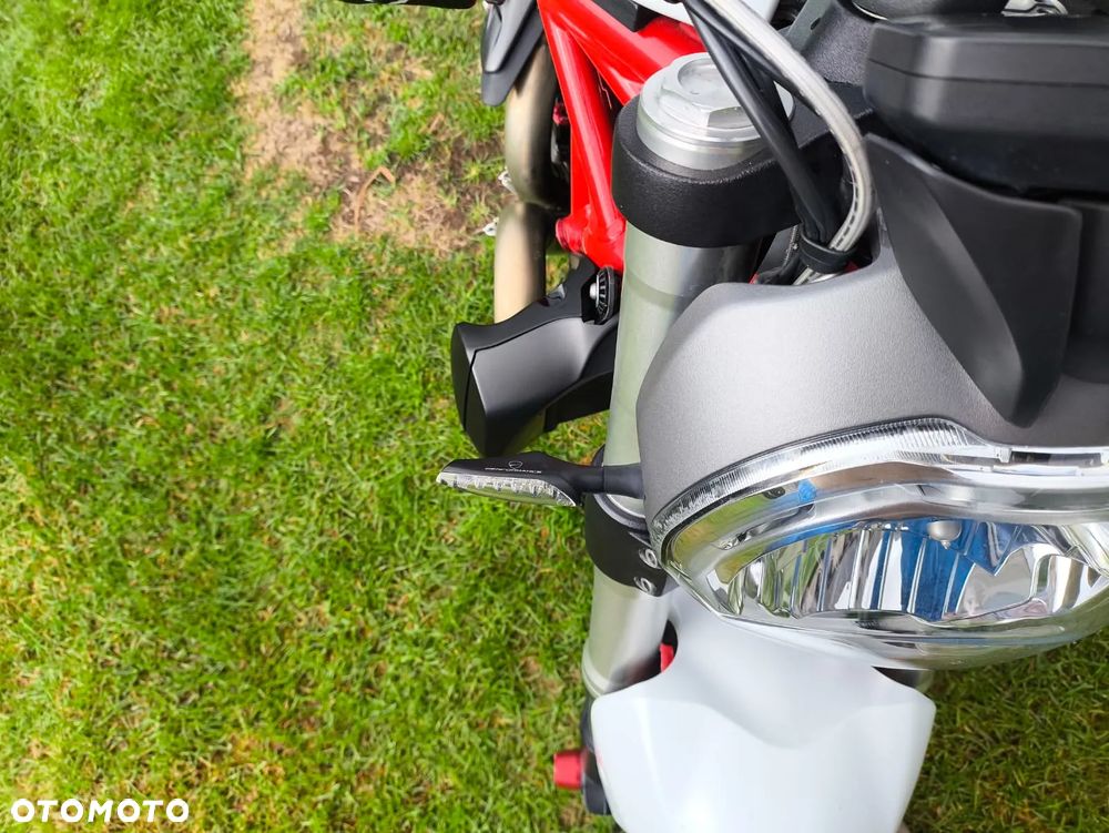 Ducati Monster - 37