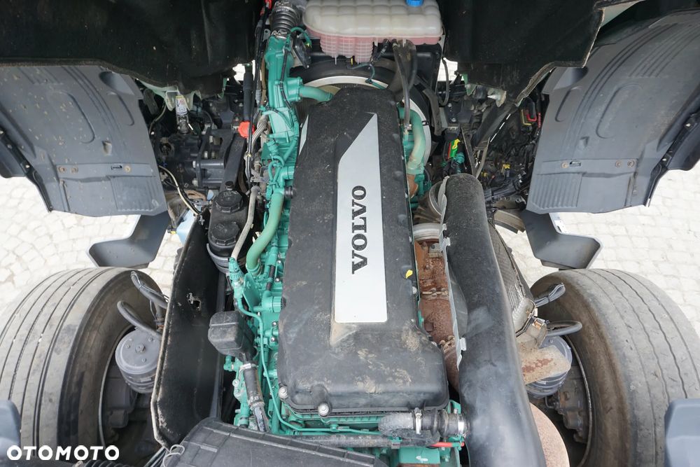 Volvo FH 450 Euro 6 - 22