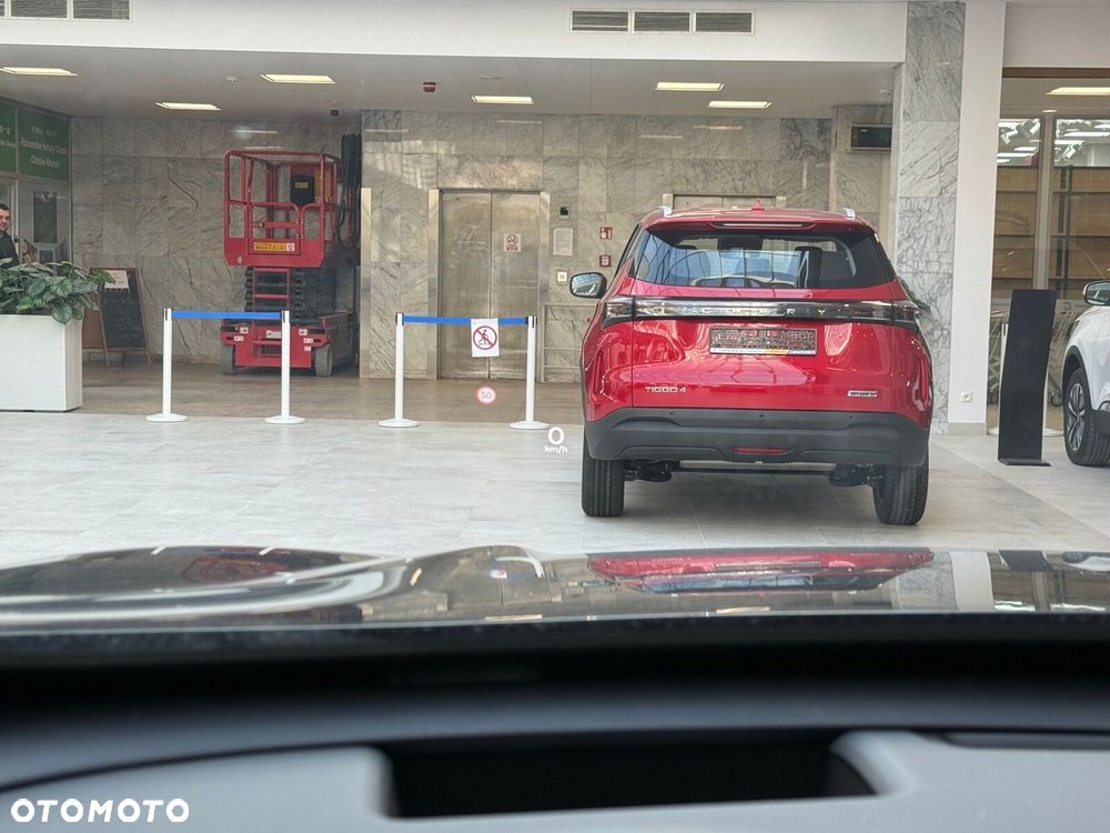 Chery Tiggo 8 - 16