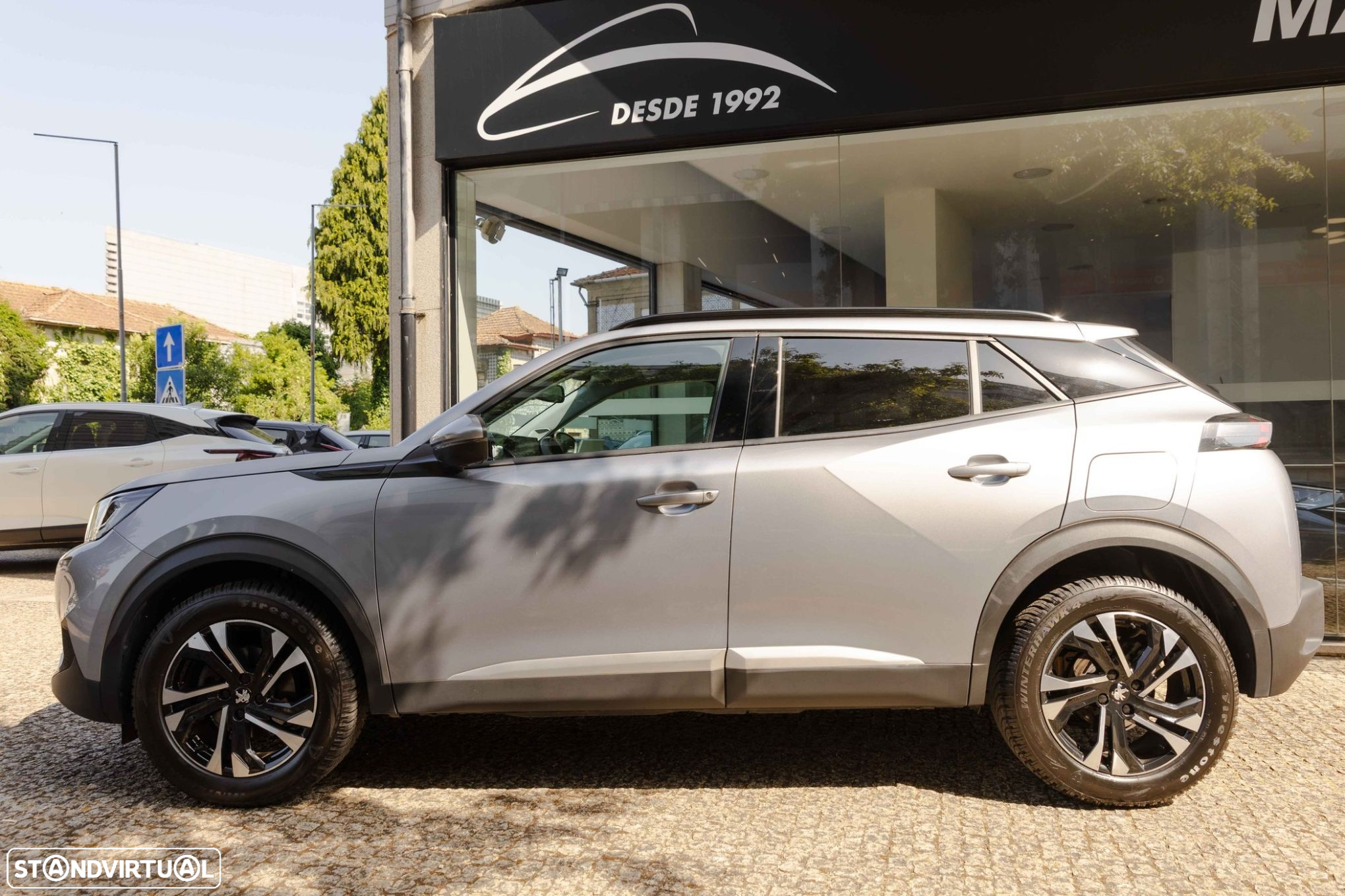 Peugeot 2008 1.2 PureTech Allure - 2