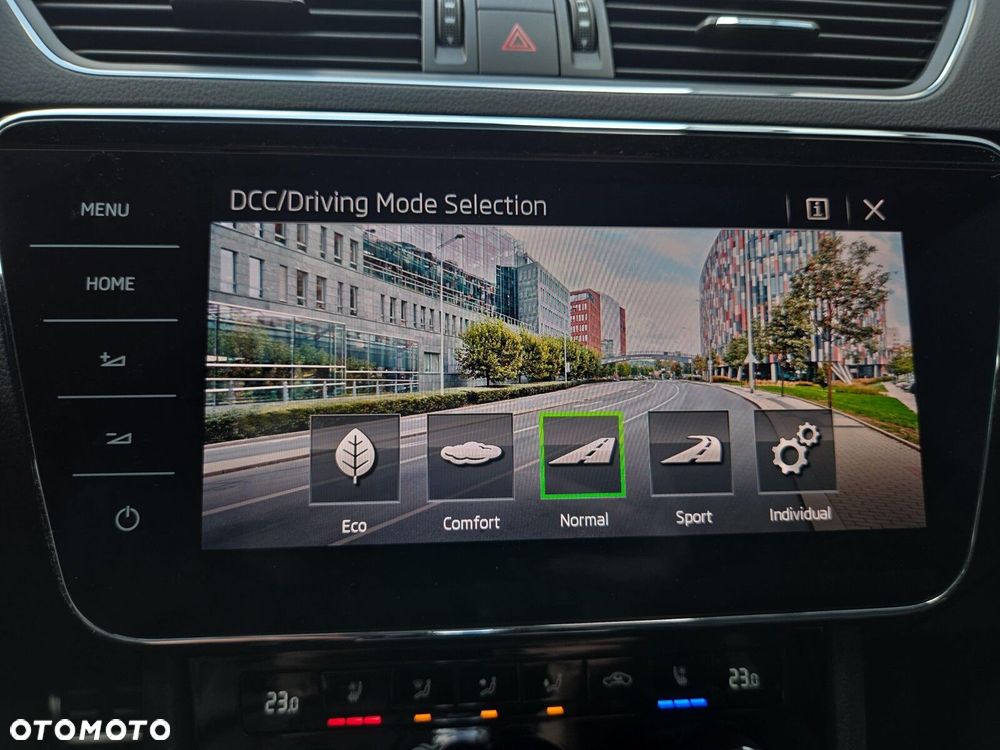 Skoda Superb 2.0 TDI L&K DSG7 - 34