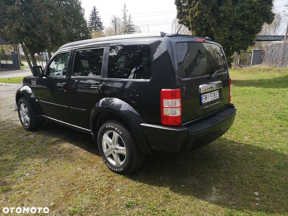 Dodge Nitro 2.8 CRD SXT - 3