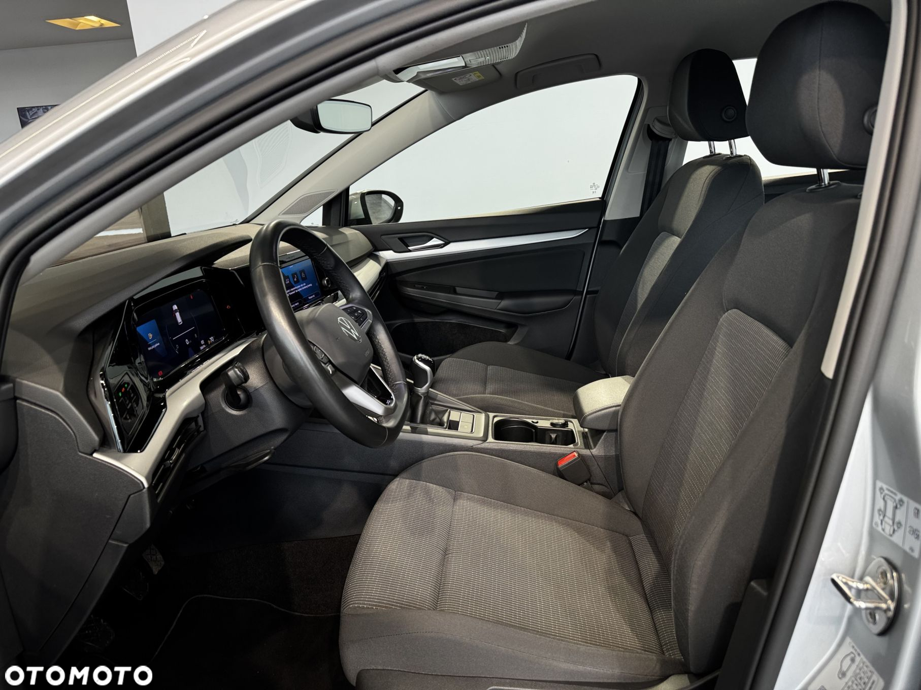 Volkswagen Golf - 15