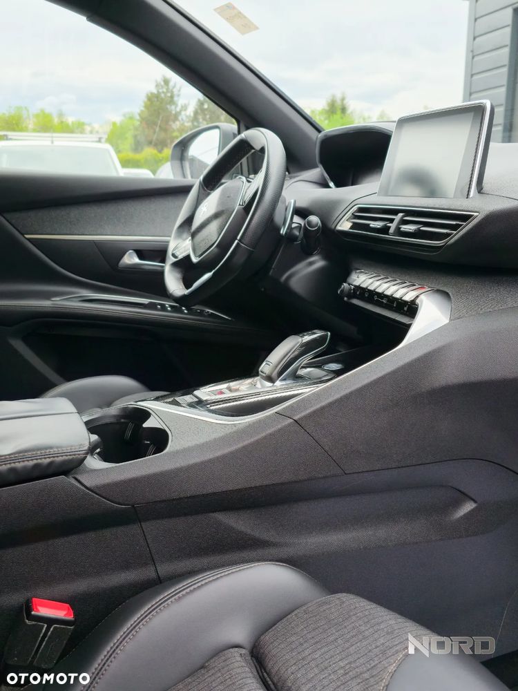 Peugeot 5008 THP 165 EAT6 Stop & Start Allure - 9
