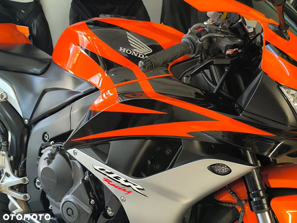 Honda CBR - 14